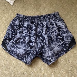 Lululemon Hottie Hot Shorts